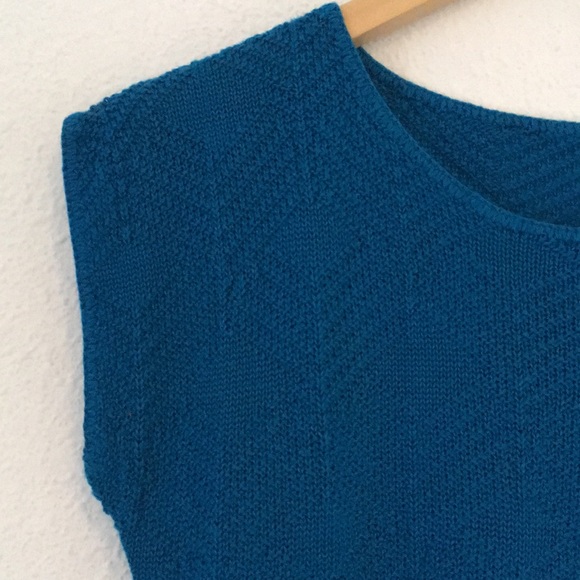 Retro Knit T-Shirt Blouse - Picture 2 of 5